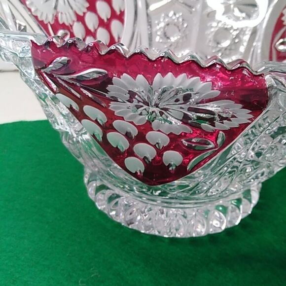 Cut to Clear Pressed Glass Bowl with Red Cut to Clear Design Panels Cottagecore - Picture 6 of 10